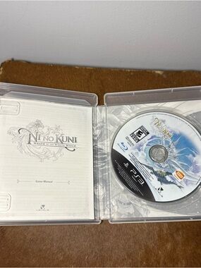 Ni no Kuni: Wrath of the White Witch PlayStation 3 - Blue & Yellow Artwork